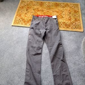 Brand New men's Wrangler 32x32 pants